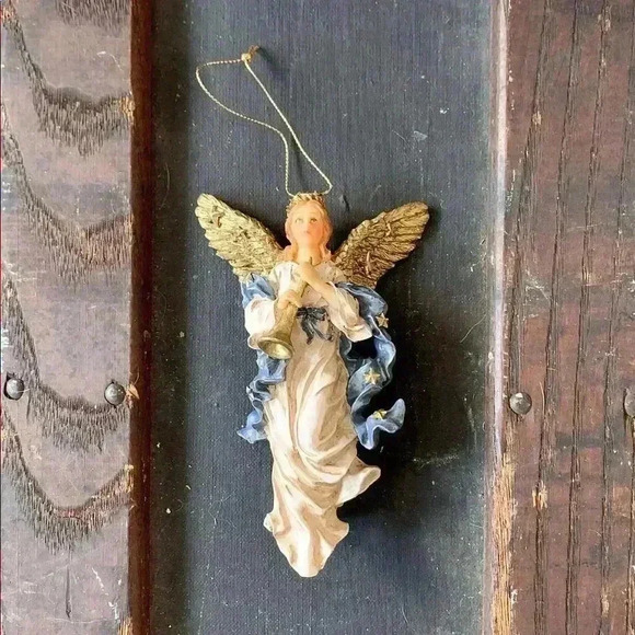 Vintage Trumpet Angel Ornament - Picture 2 of 9